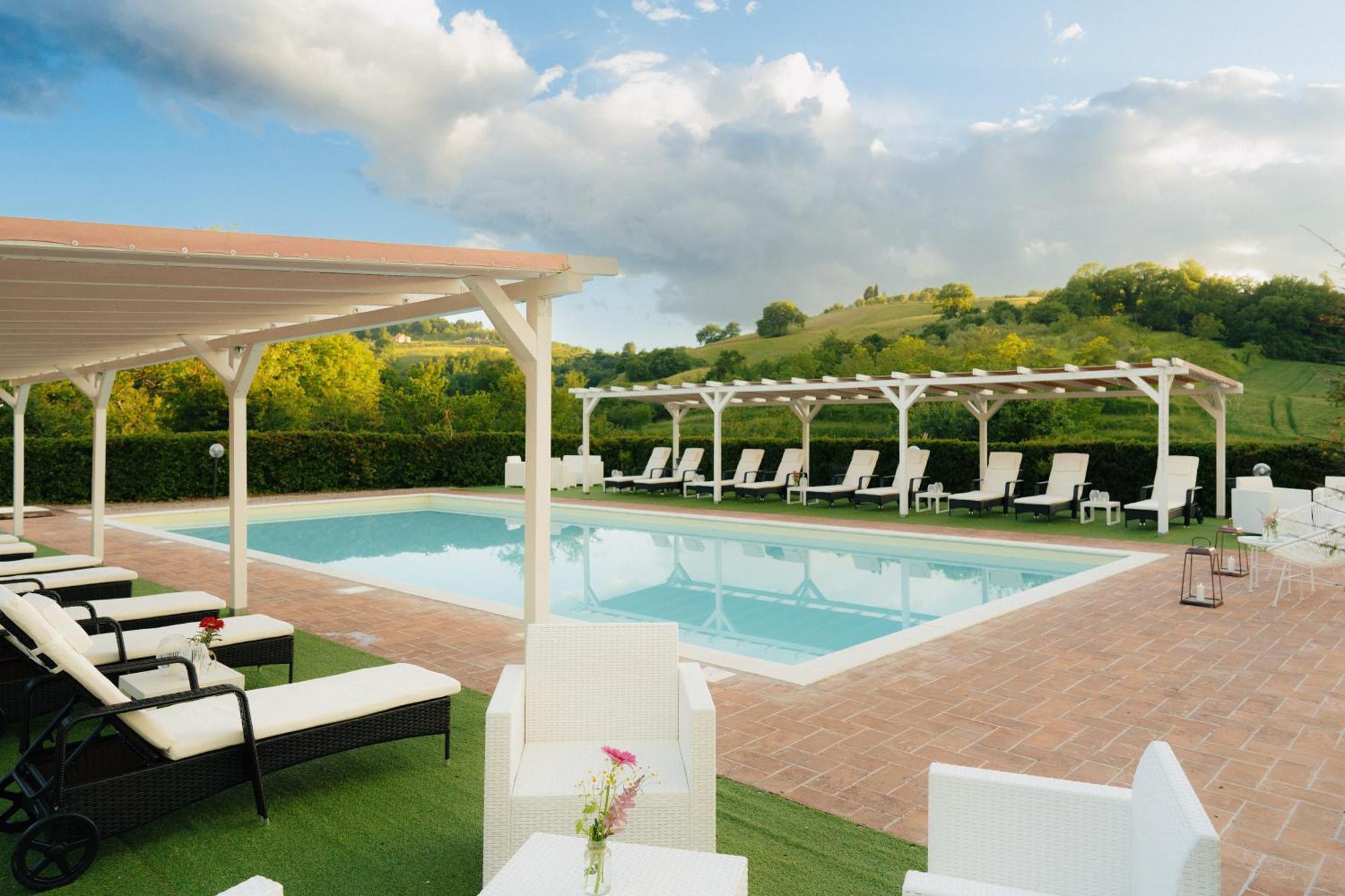 Casale Serena ฟาโบร ภายนอก รูปภาพ