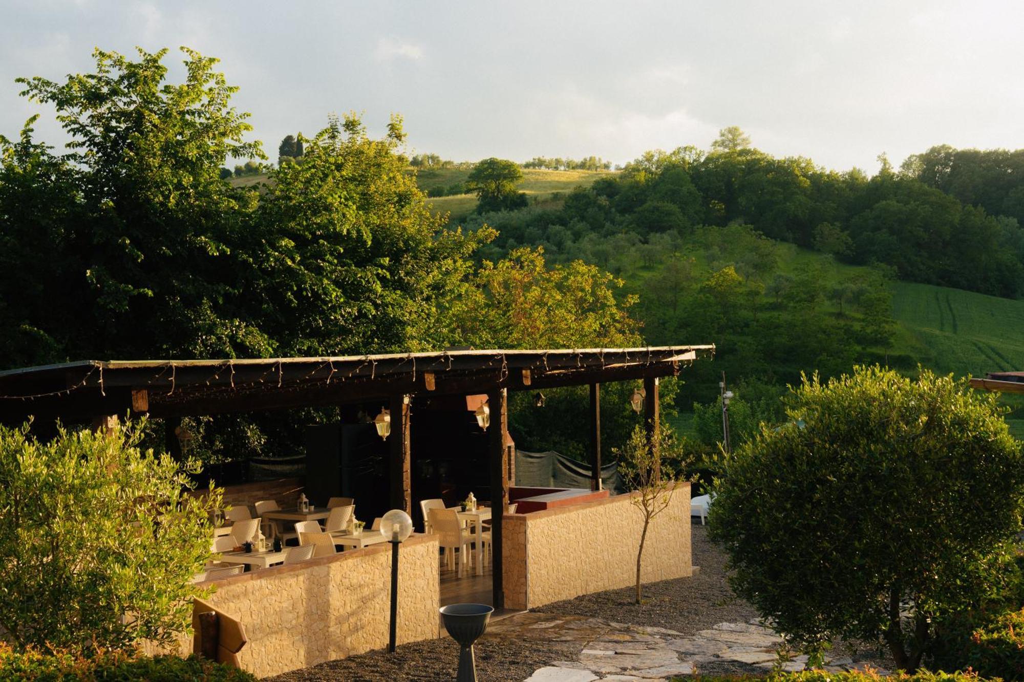 Casale Serena ฟาโบร ภายนอก รูปภาพ